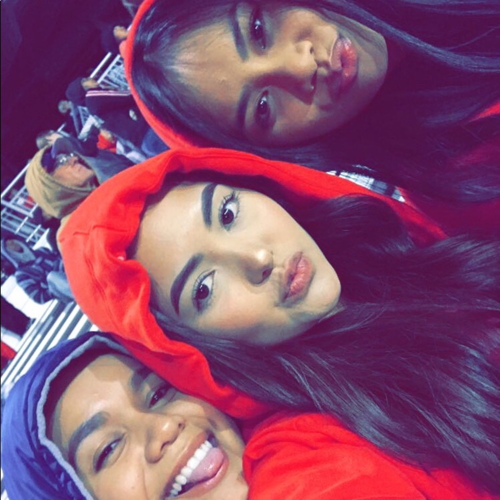 Meet your Posher, Julissa